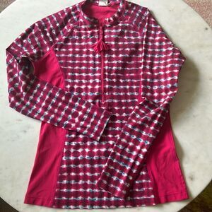 Tory Burch pink raspberry and blue wet suit surf shirt 3/4 zip size medium